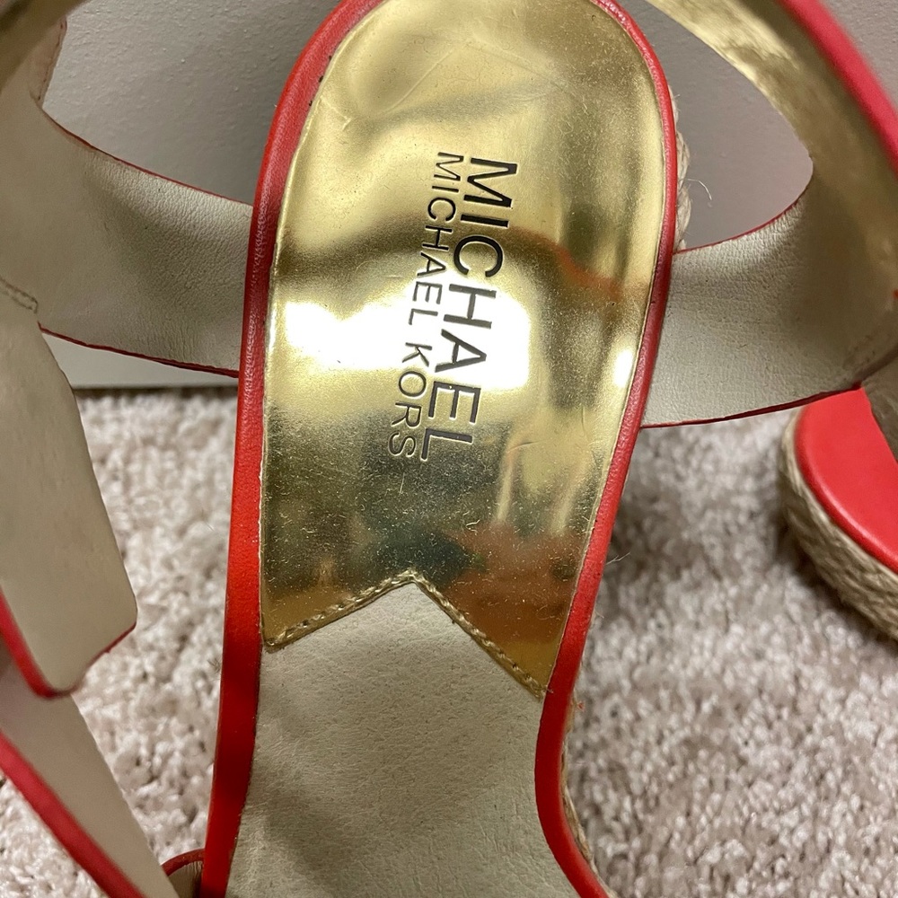 Michael Kors coral sandals - Picture 3 of 6